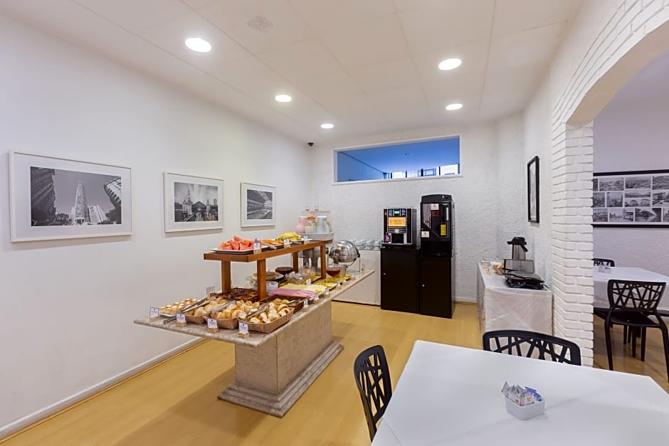 Rojas All Suites Hotel