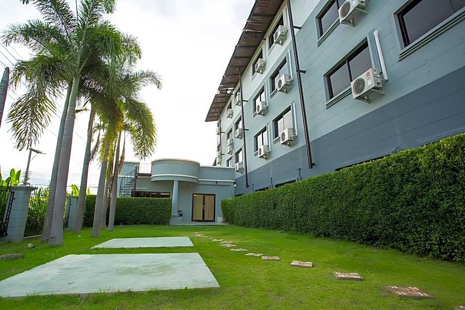 AIRBEST Gemtree Lampang Hotel