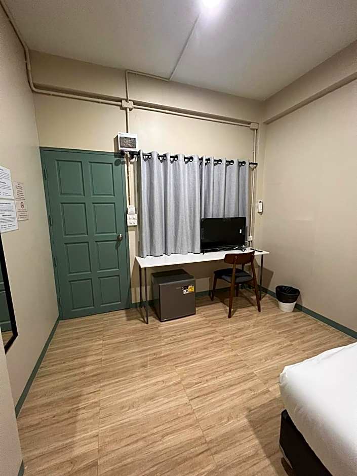 Bangwa House - MRT Bangwa Station