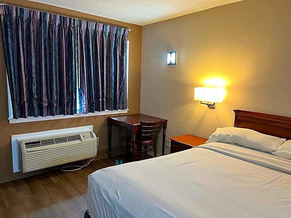 Motel 6 Millington TN