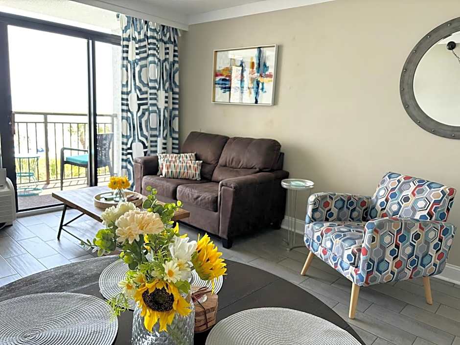 453 Shore Fun Oceanfront Great Location