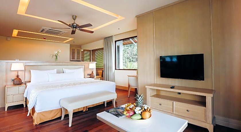 Royale Chulan Cherating Villa