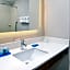 Holiday Inn Express Hotel and Suites Cincinnati - Mason By IHG