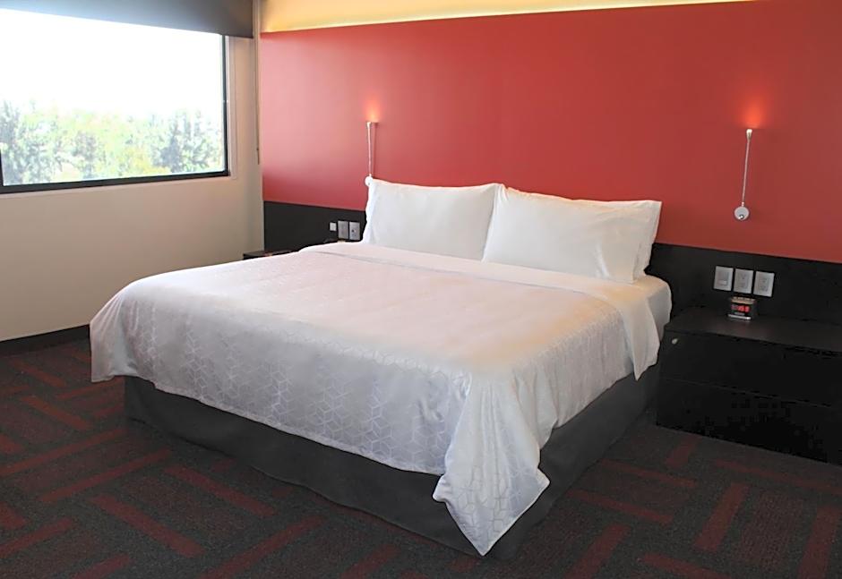 Holiday Inn Mexico Dali Airport By IHG