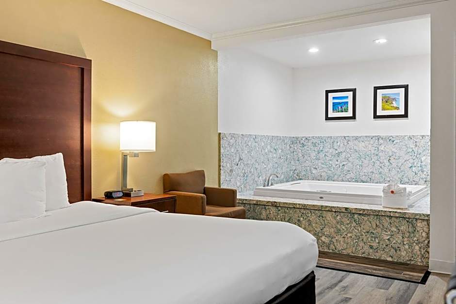 Comfort Inn Santa Cruz North