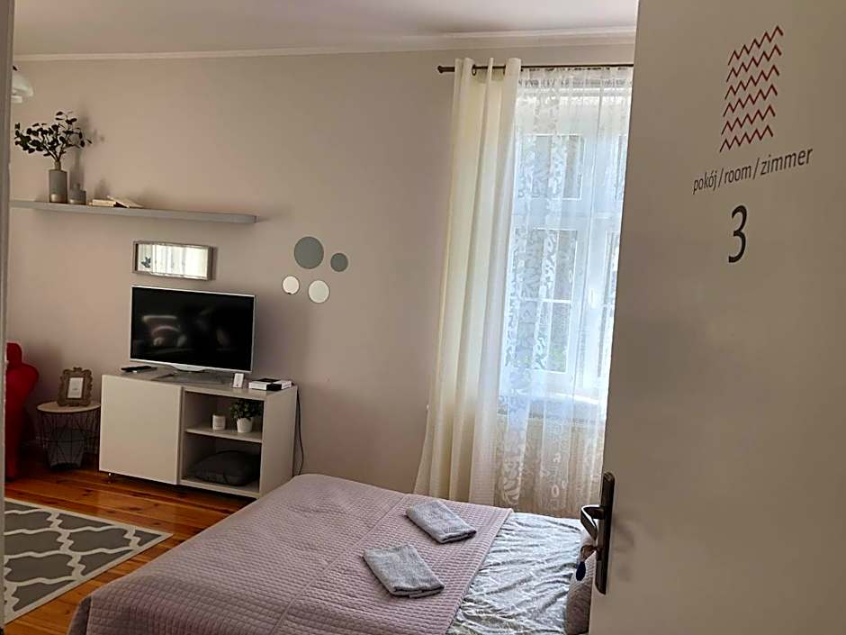 Bankowa 8 Guest Rooms