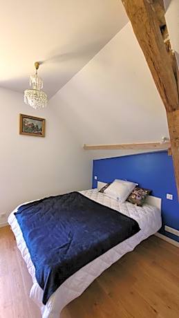 Queen Room with Garden View