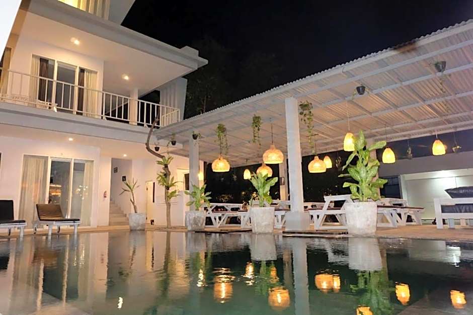 Pom Pom's Bali Apartments