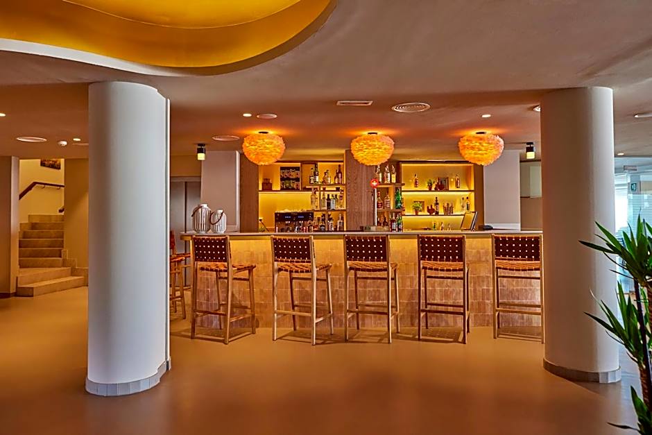 Universal Hotel Cabo Blanco - Adults Only