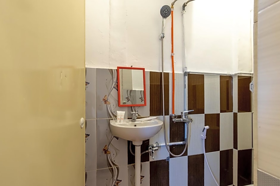 OYO 1874 Joh - Je Guest House