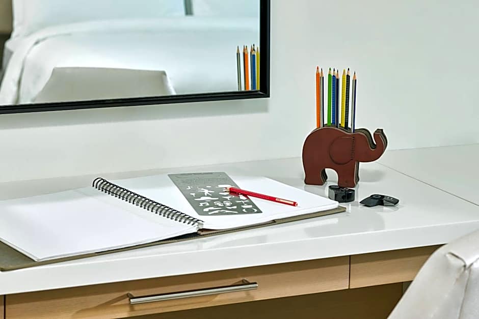 Art Ovation Hotel, Autograph Collection by Marriott