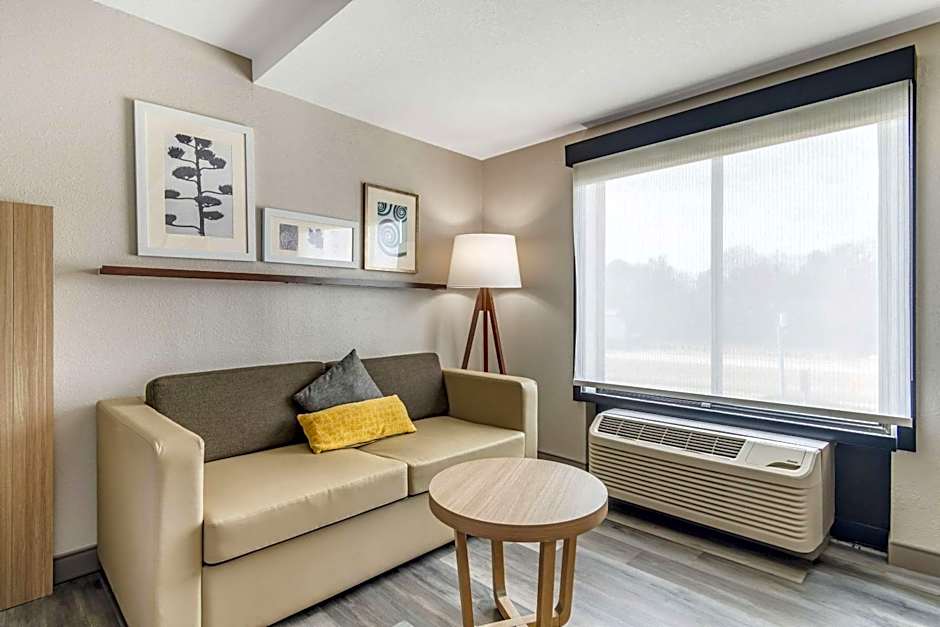 Country Inn & Suites by Radisson, Atlanta Airport South, GA