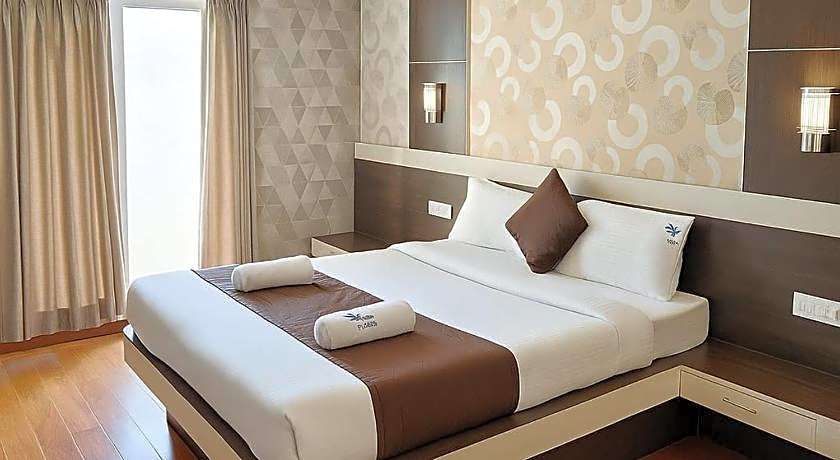 The Majestic Crown Hotel