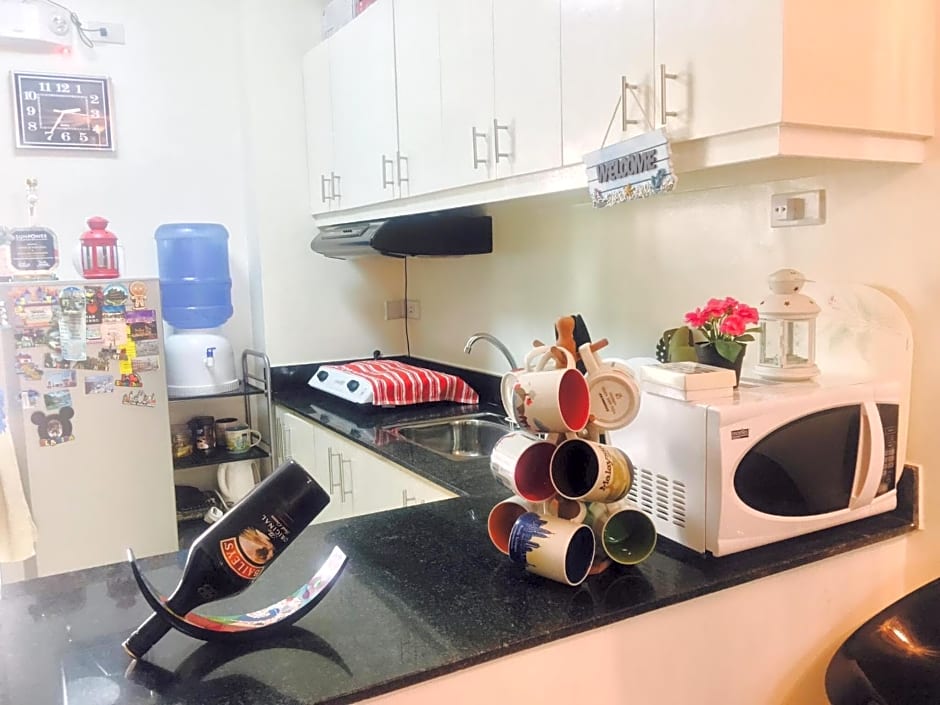 The Breys Courtyards Manor by Goshen