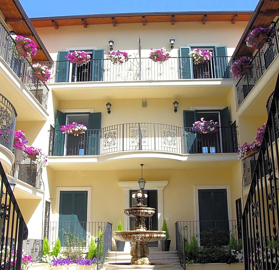 Aurelia Vatican Apartments
