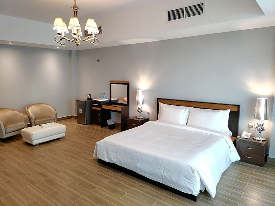 Al Manzil Hotel