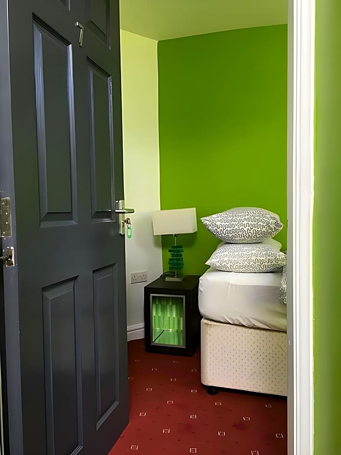 Photo 1 of 12 of Triple Room