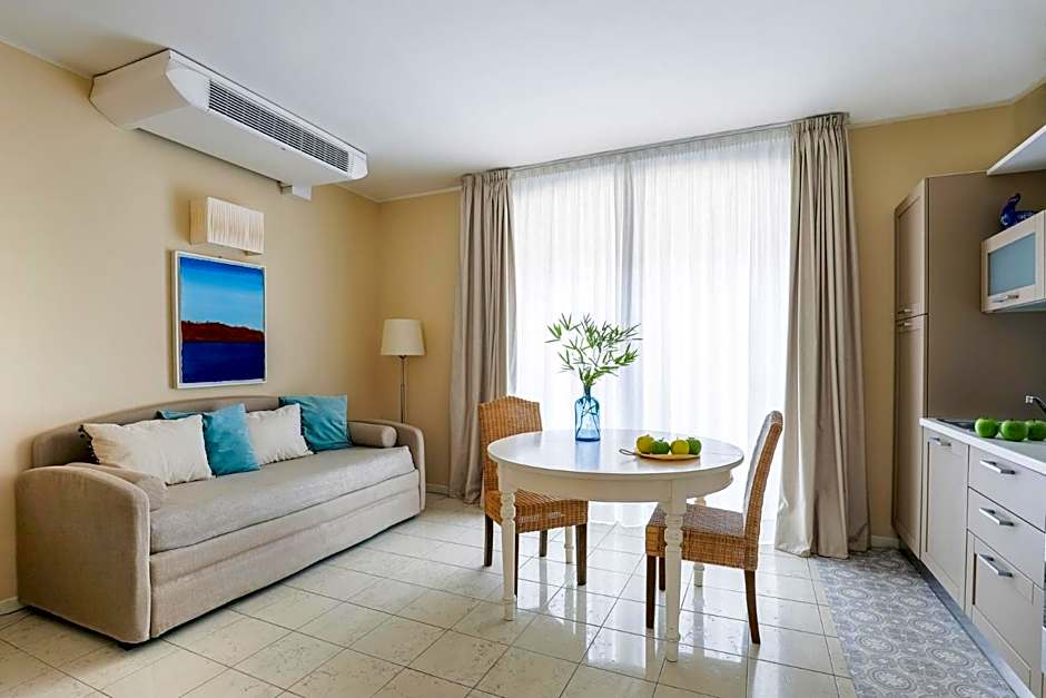 Adriano Residence