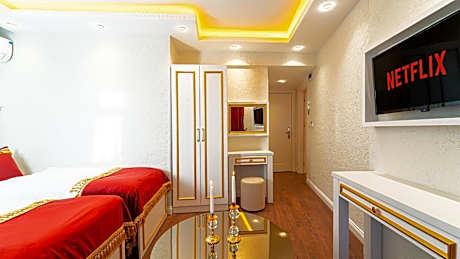 Luxury Quadruple Room