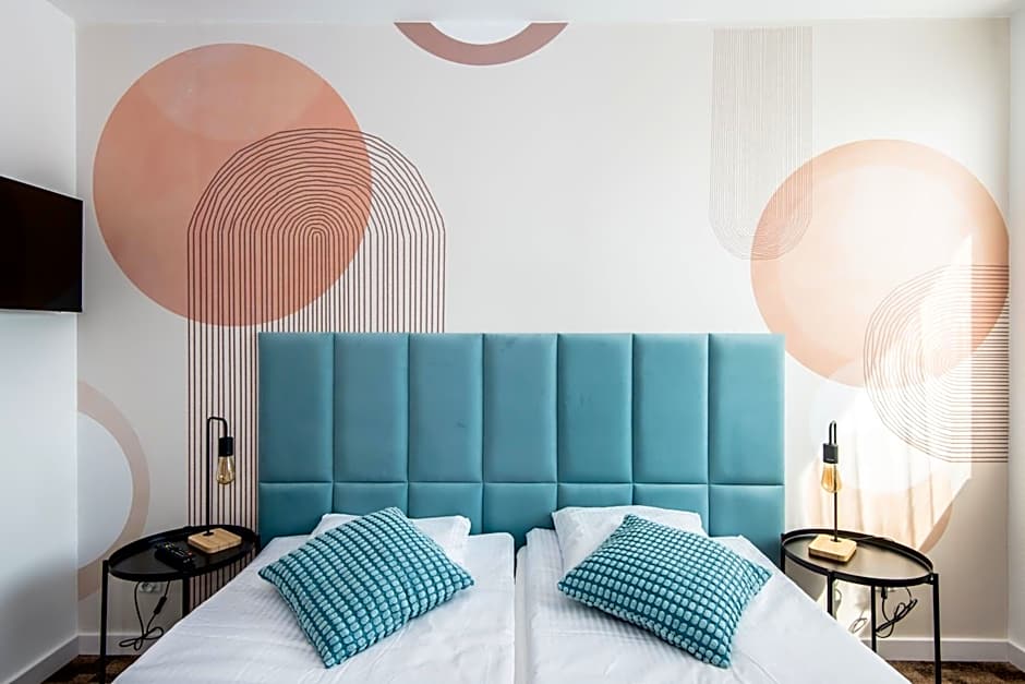 Sapphire Hotel Rooms Lechicka