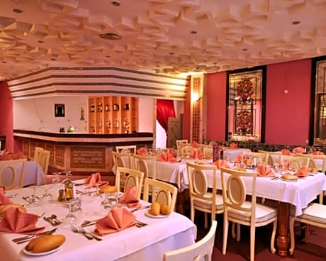 Aylimas Beach - Family Hotel