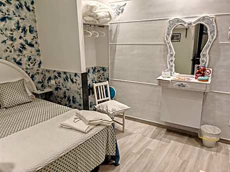 DOMUS ULIVI LUXURY ROOMS Moresca