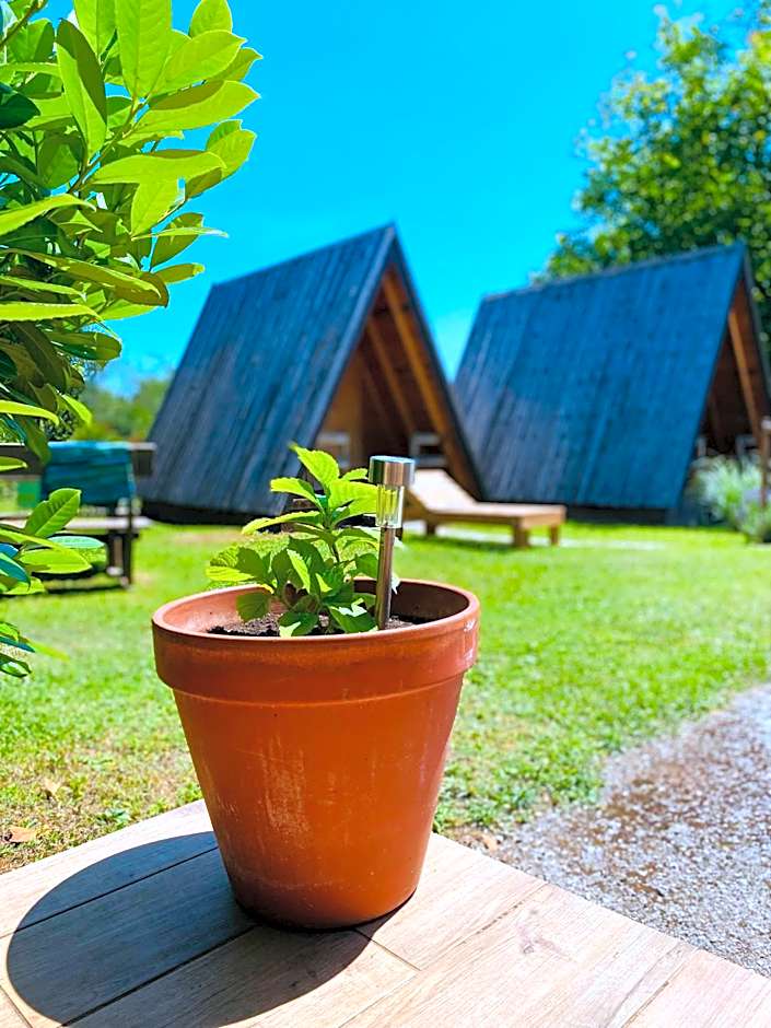 Rooms & Glamping Lana Haus