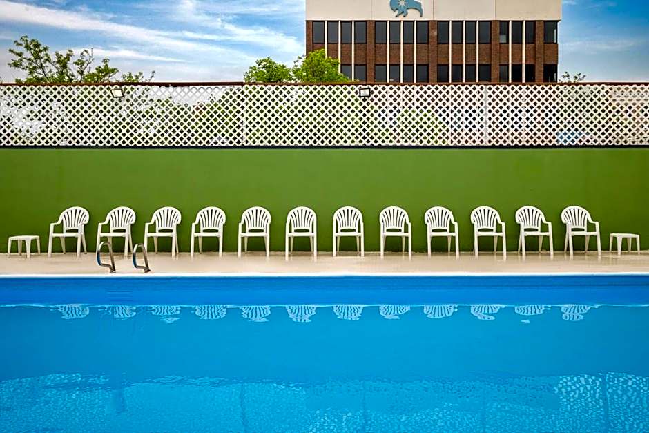 Baymont by Wyndham Great Falls City Center