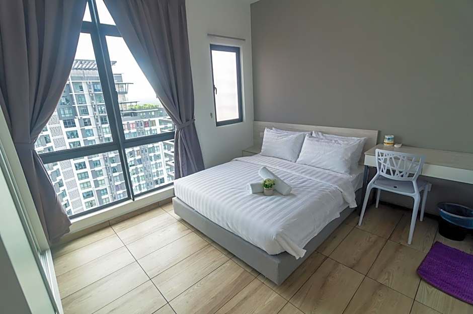 Kenwingston Square Garden By IdealHub