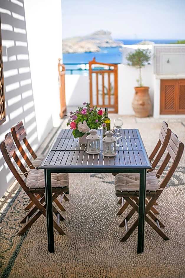 Thea Villas and Suite