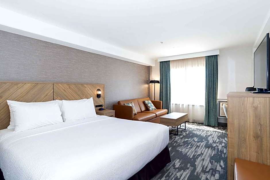 Sandman Hotel & Suites Regina