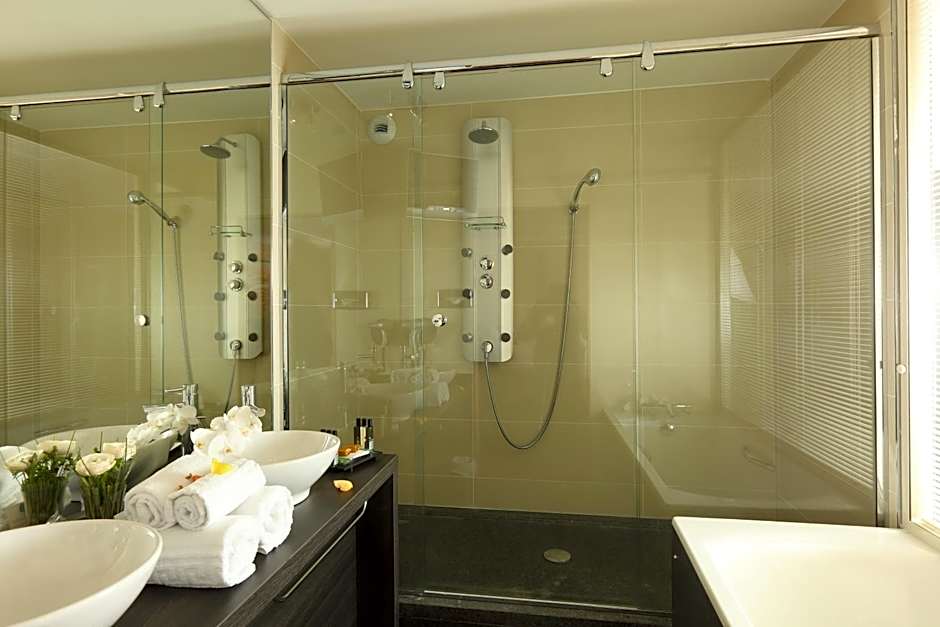 Residhome Suites Paris Sénart