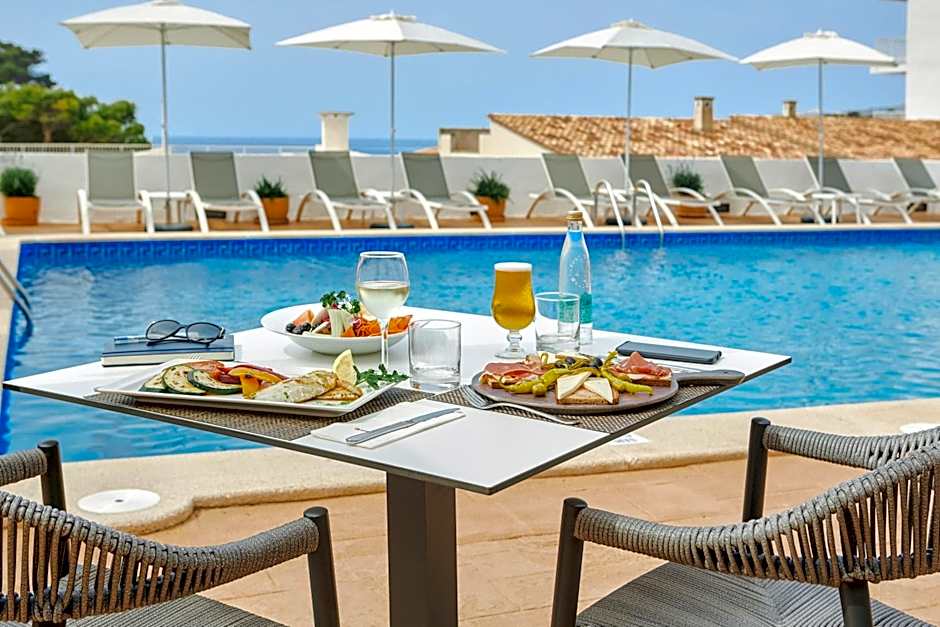 Universal Aparthotel Don Camilo