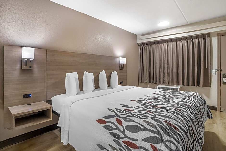 Red Roof Inn Greenville