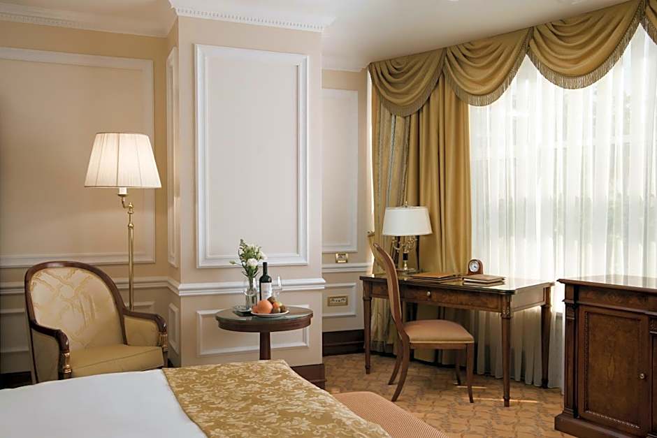 Nobil Luxury Boutique Hotel