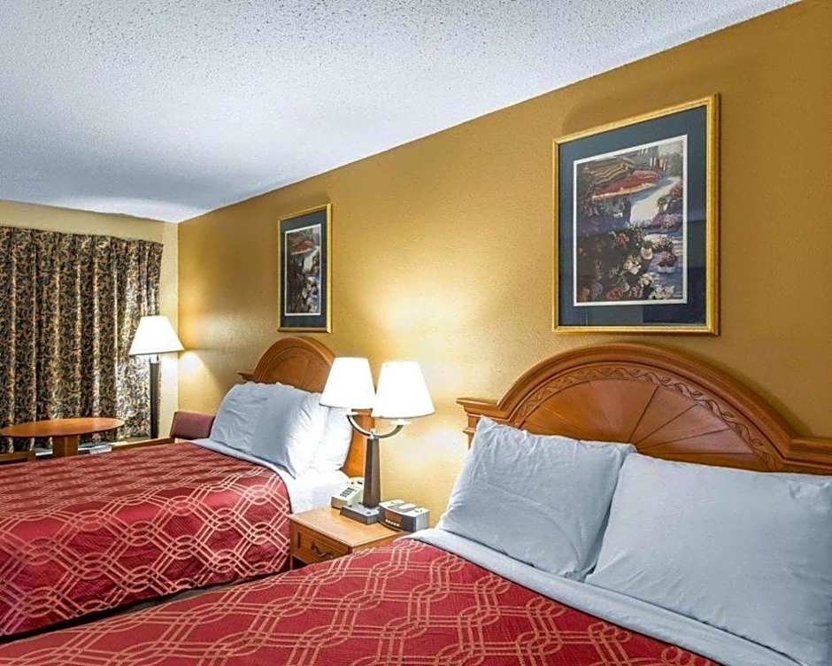 Econo Lodge Dalton West