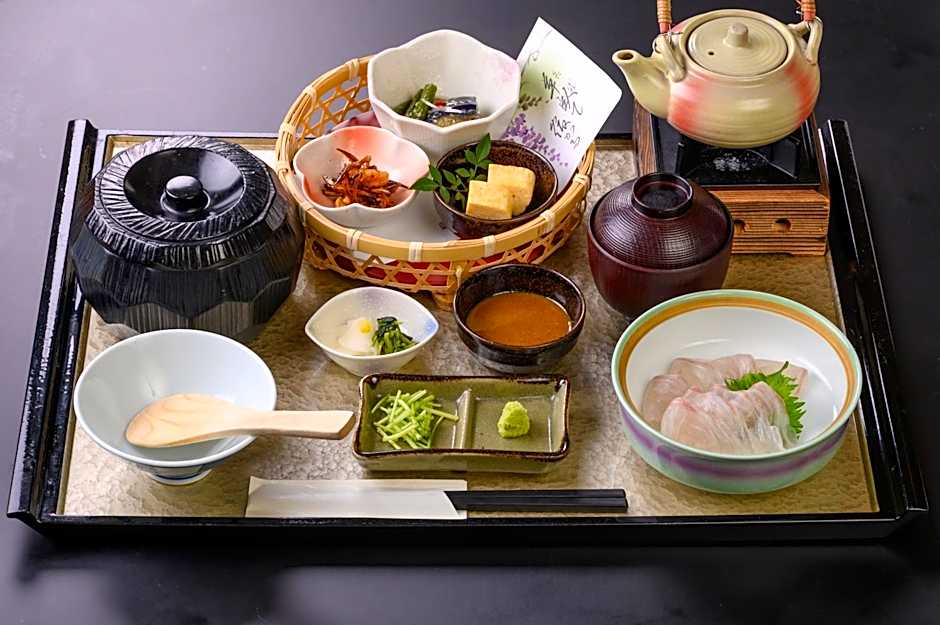 Hotel Green Park Suzuka