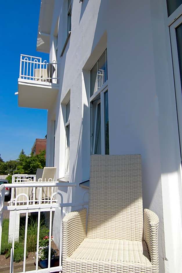 Hotel Villa WellenRausch by UniqStay