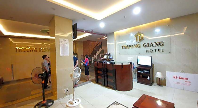 Truong Giang Hotel