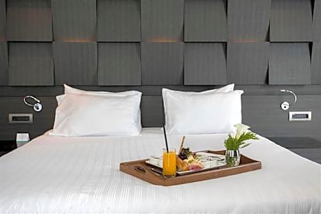 Executive King Suite