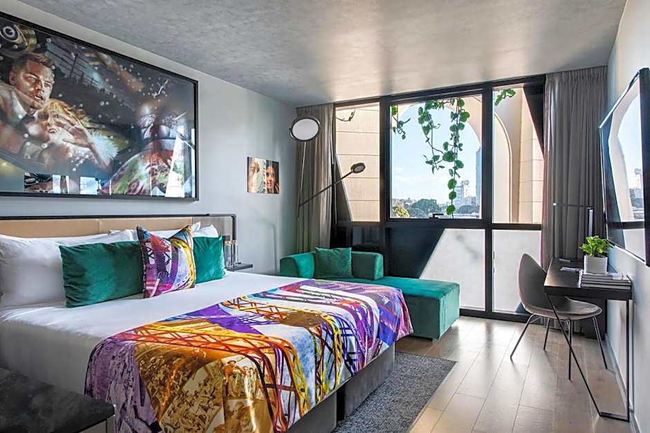 Crystalbrook Vincent