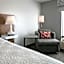 Hampton Inn By Hilton Dubuque