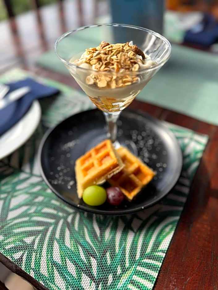 Ndiza Lodge and Cabanas