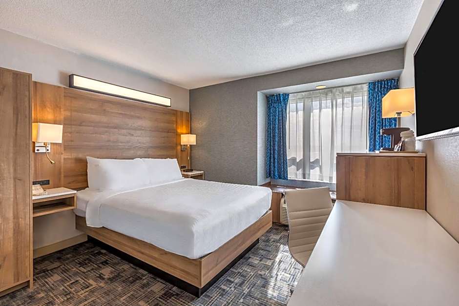 Microtel Inn & Suites by Wyndham Timmins
