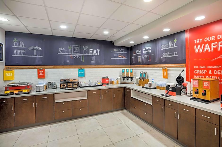 Hampton Inn By Hilton Gadsden