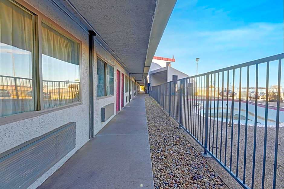 Travelers inn by OYO Wichita Falls