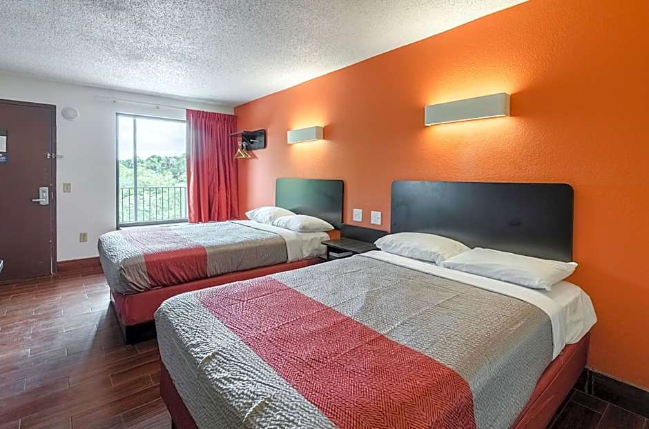 Motel 6-Lexington, VA