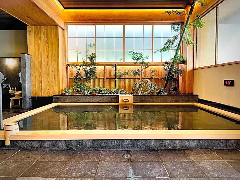 Capsle Hatago Akasaka SPABLIC INN