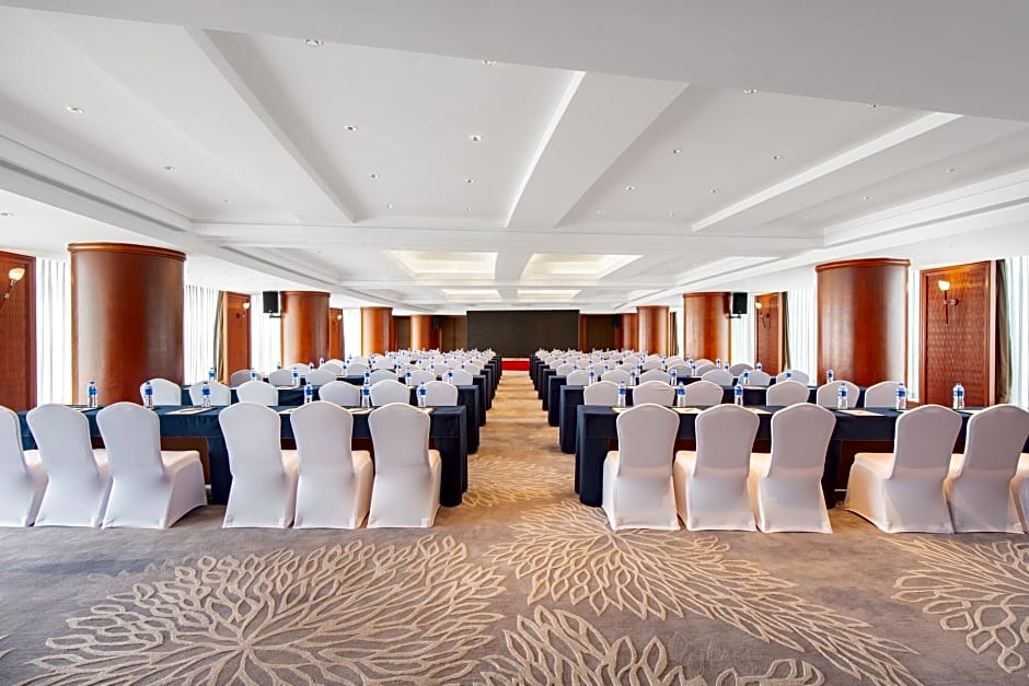 Crowne Plaza Zhuhai City Center By IHG