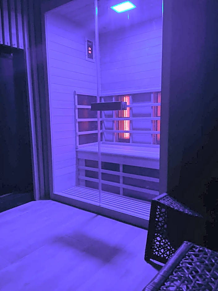 La suite Grenoble spa jacuzzi et sauna privatif